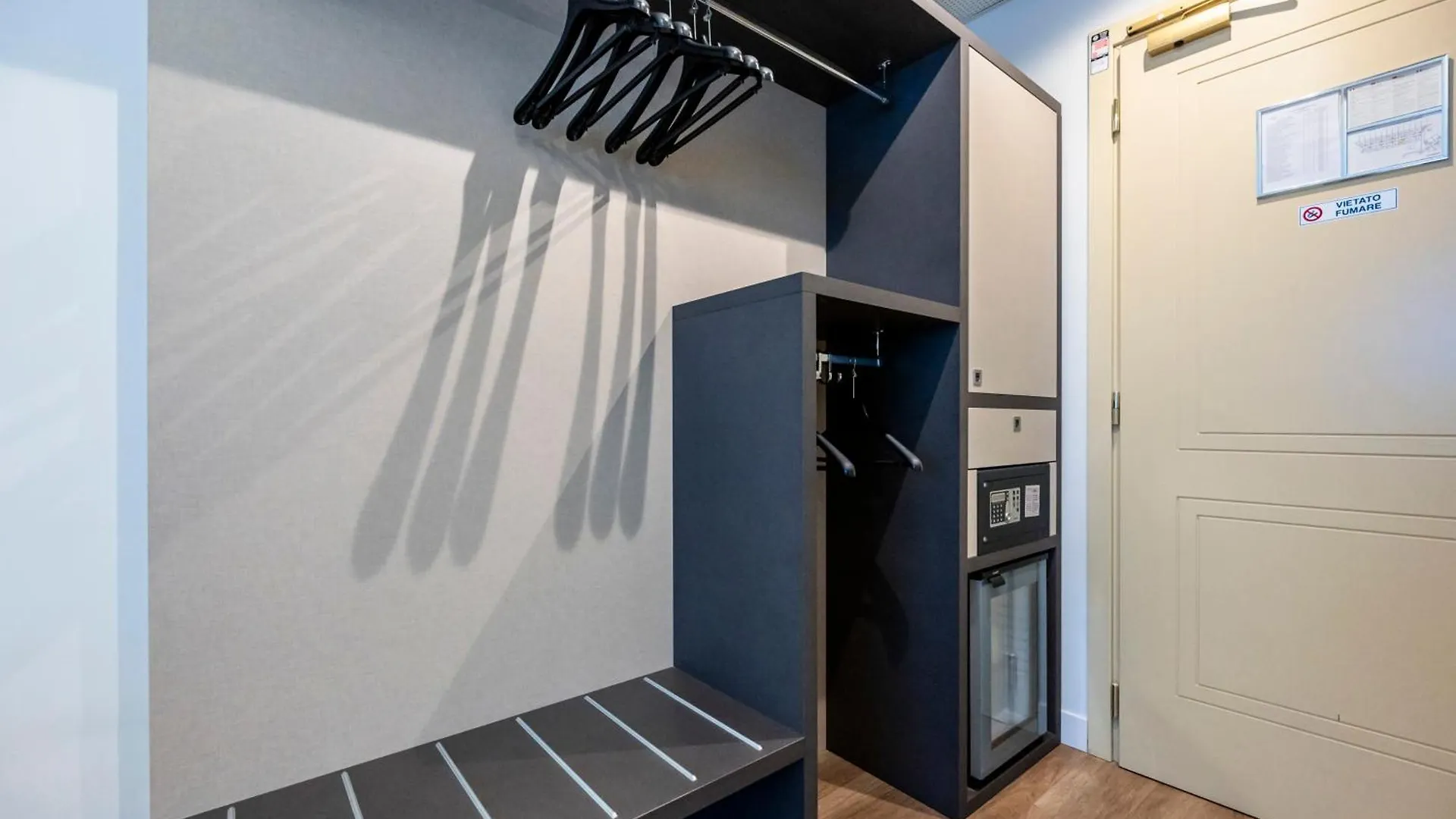 Airport Hotel Bergamo Bagnatica 4*,